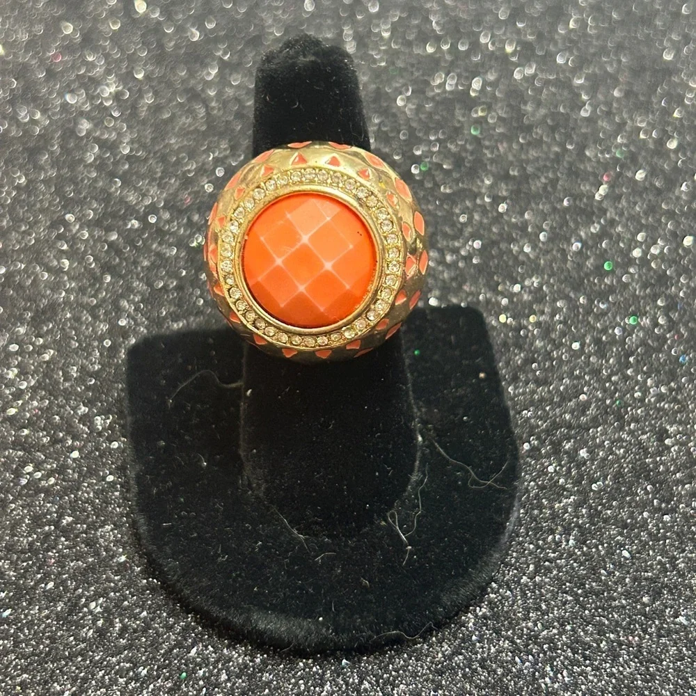 P2 2 Elegant Gold and Orange and Vintage Women's rings lot Stretch bands